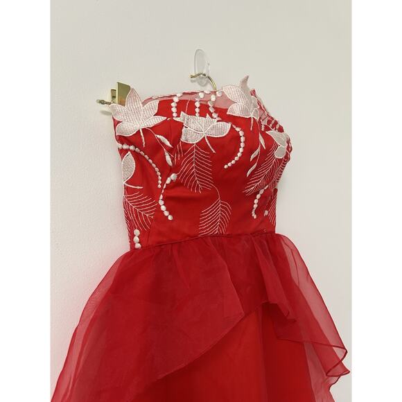 Vintage ‘80s Eve of Milady Red Emboidery Strapless Basque Waist Midi Dress - Picture 2 of 9